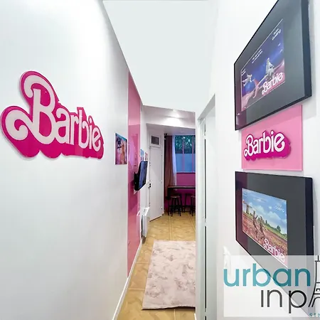 Urban Flat 193 - Barbie In Paris